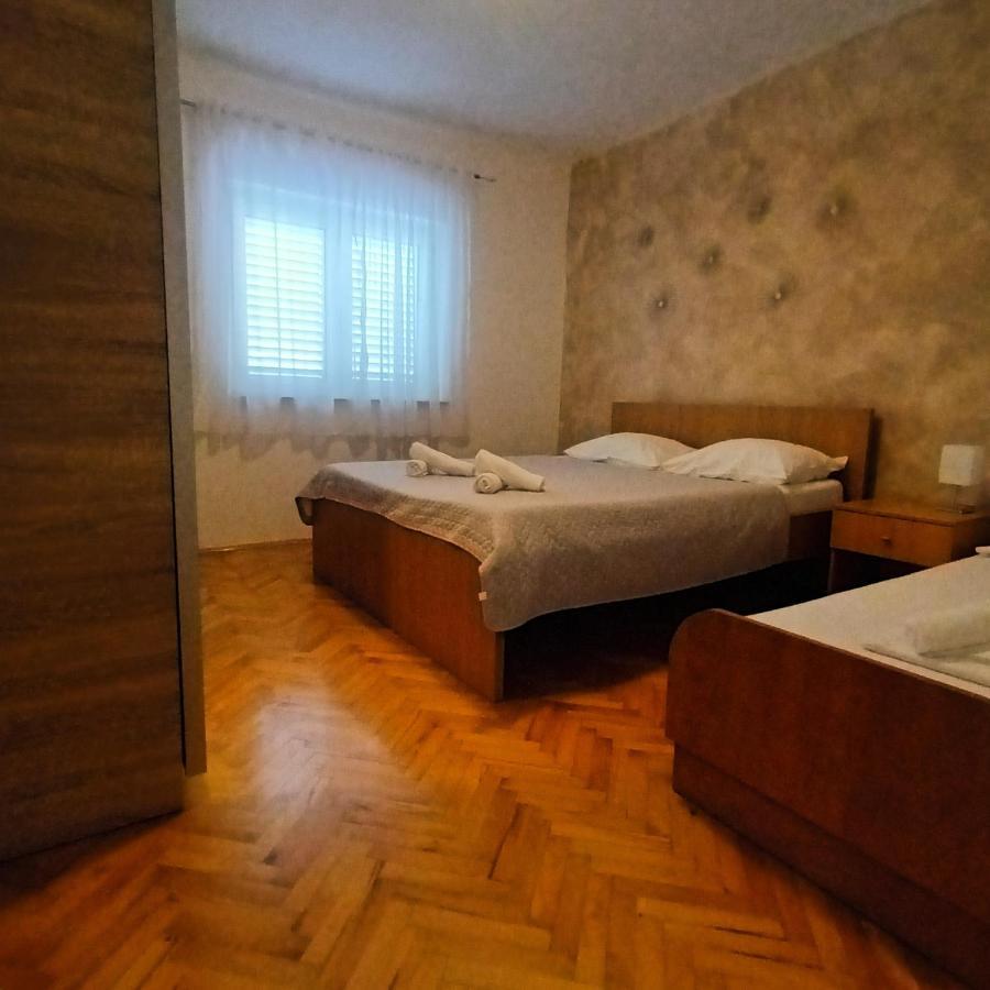 Apartments Monika Omiš Extérieur photo