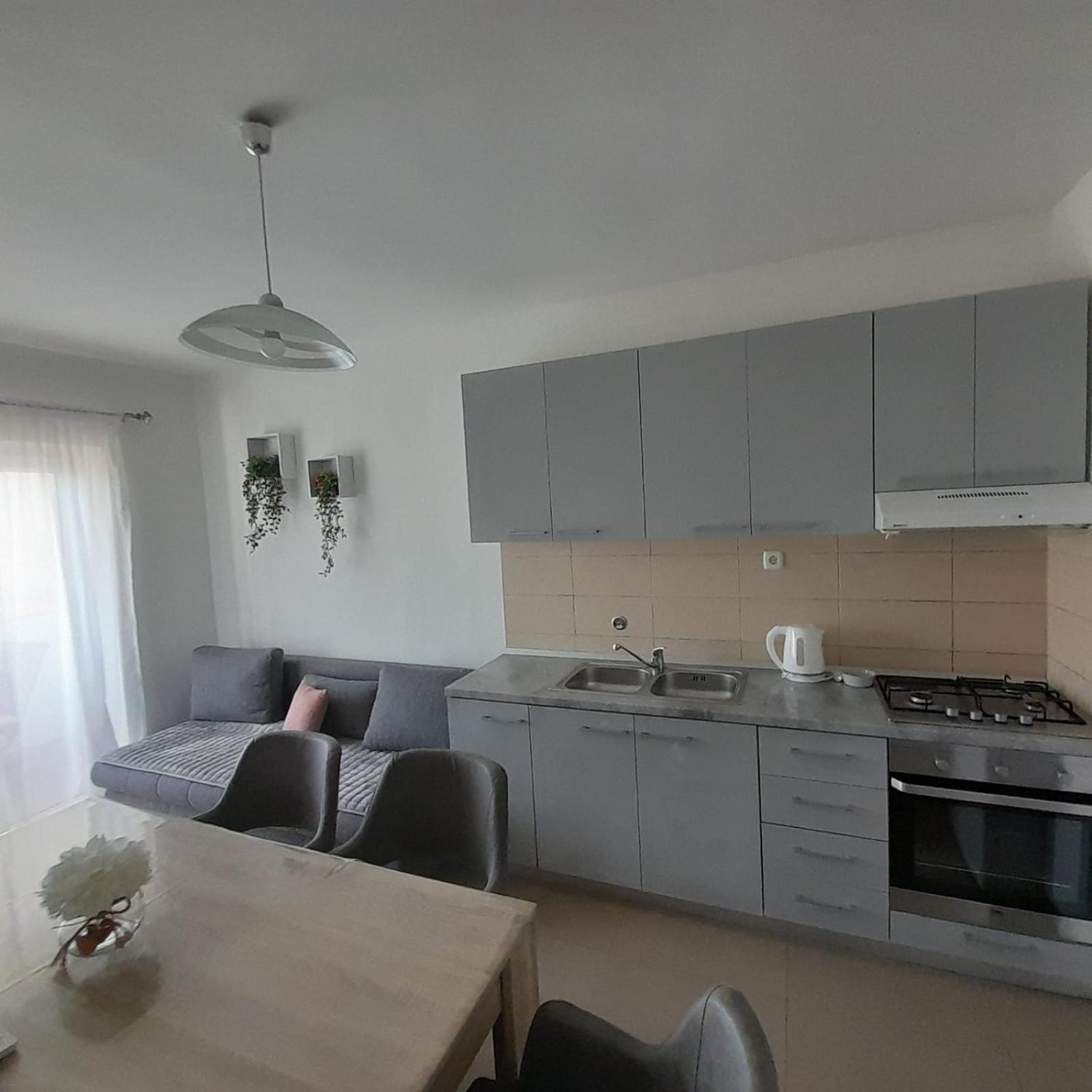 Apartments Monika Omiš Extérieur photo